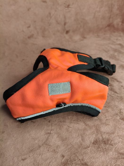 Małe pomarańczowe szelki dla psa 53