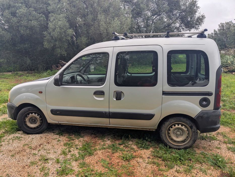 2002 Renault Kangoo 1.5DCI - 5 lugares - Motor com 193.000Km