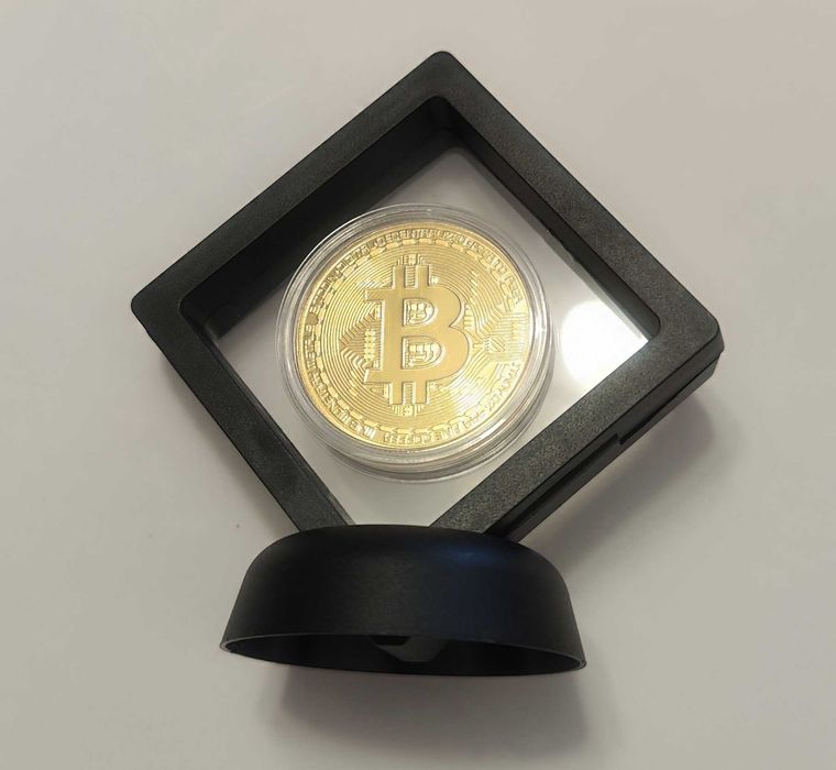 Монета Bitcoin в боксі Біткоїн Биткоин Сувенір