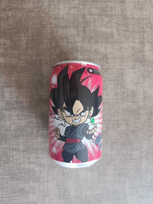 Latas e garrafas para coleção
