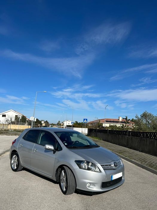 Toyota Auris 1.4D - 4D - Comfort + Pack Sport
