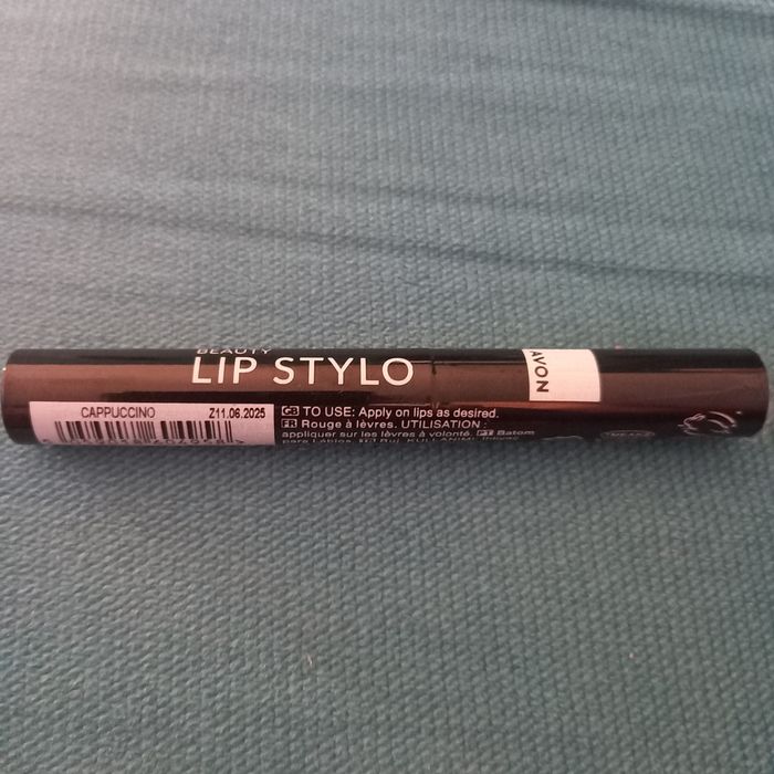 Avon Beauty Lip Stylo szminka Cappuccino