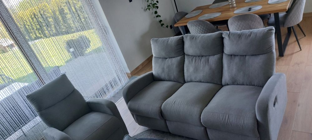 Komplet kanapa+fotel funkcją relaks