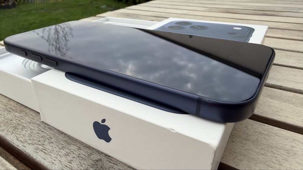 iPhone 17 Pro Max 256GB Deep Blue Neverlock 100% акум