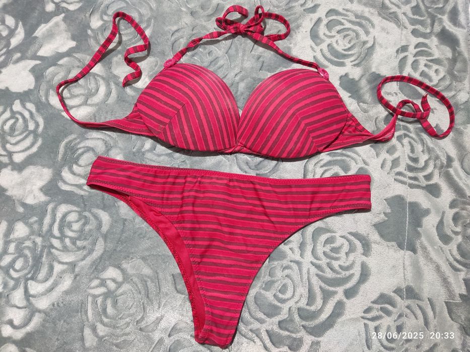 Bikinis inteiro novo e cueca nova