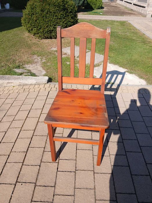 Krzesła drewniane  używane