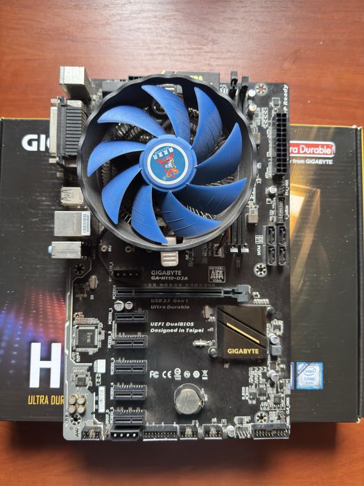 Gigabyte H110-D3A, + процесор + оперативна память 4gb