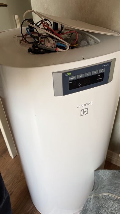 Продам бойлер Electrolux на 100л самовывозом