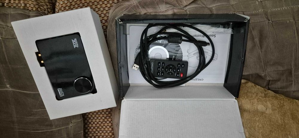 Placa de som SoundBlaster Creative Xi-Fi Surround 5.1 Pro