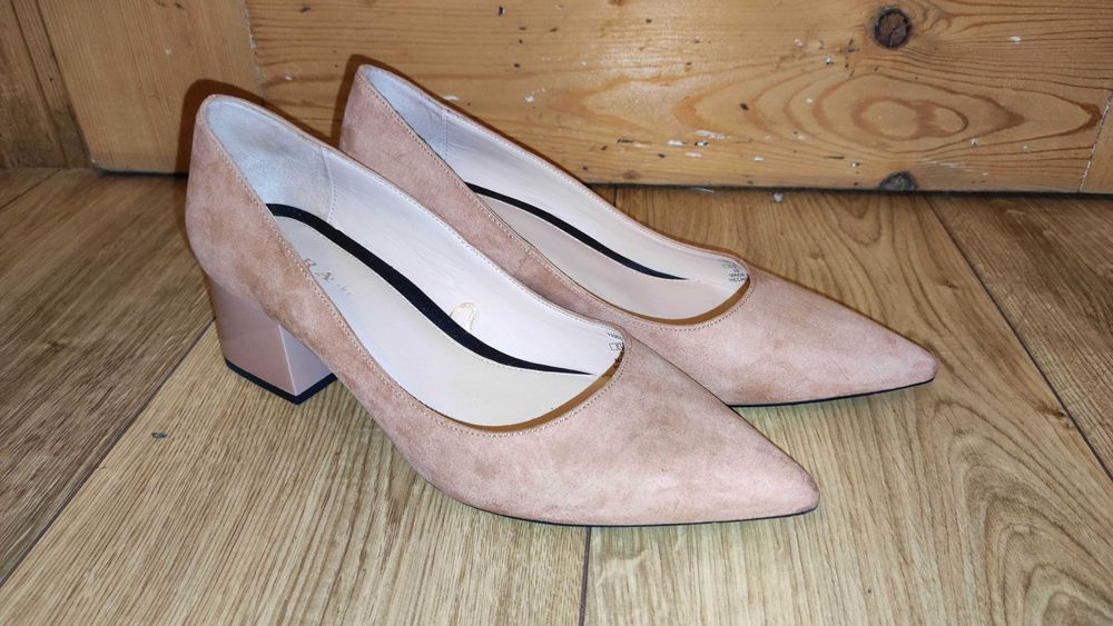 ZARA Pantofelki roz 39 niski obcas Raczej NOWE