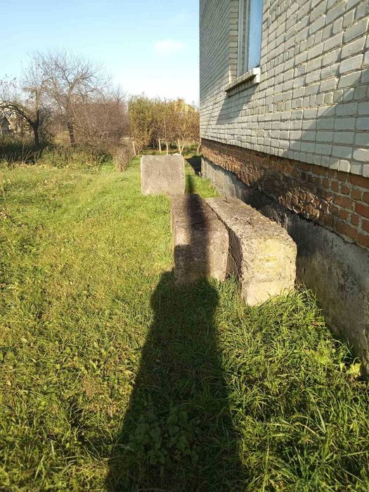 незавершений будинок та земельна ділянка 11,9 сот. с.Старий Яричів