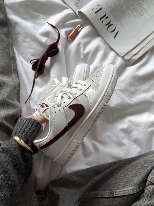 Buty Nike Dunk Low 'Sail Burgundy Crush'
