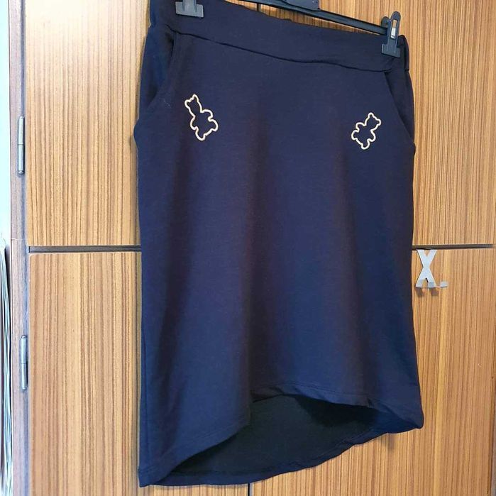 Spódniczka w rozmiarze S,  L, XL.