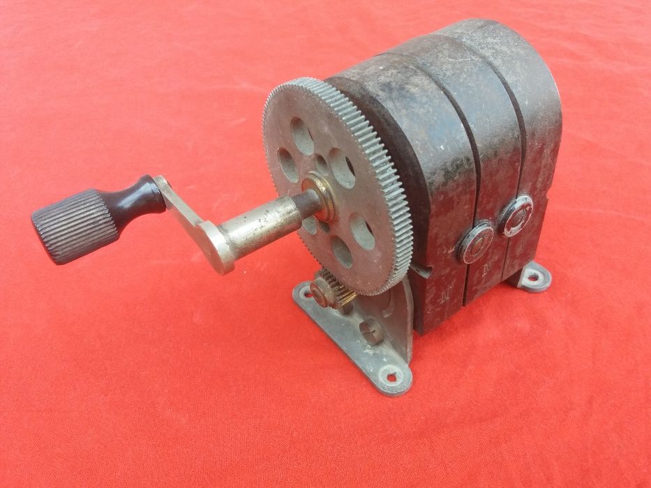 Przed wojenny Induktor