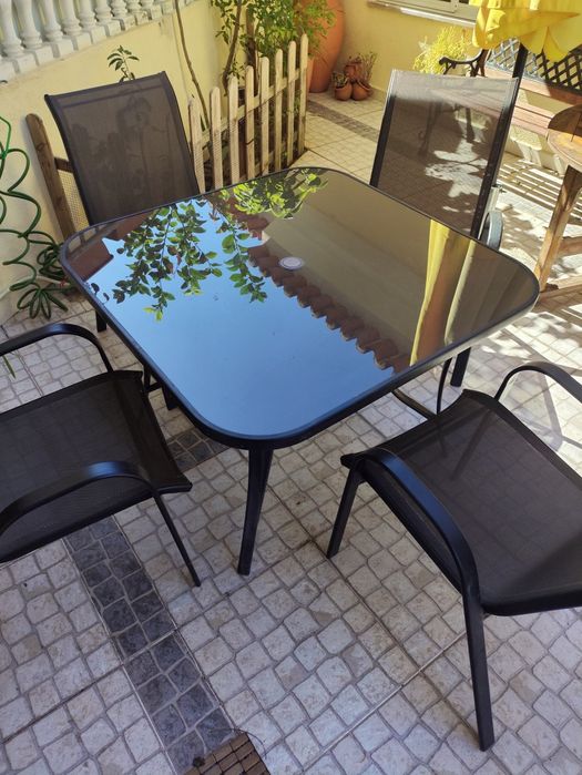 Conjunto mesa de jardim 4 cadeiras