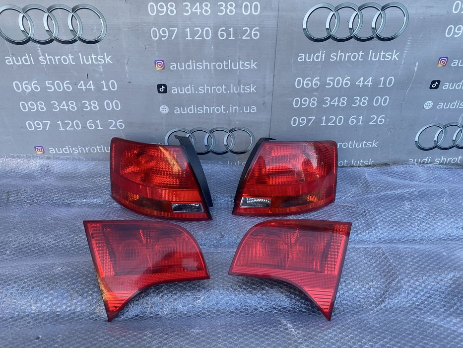 Комплект задніх ліхтарів Audi A4 B7 універсал 8E9 стоп фонарь