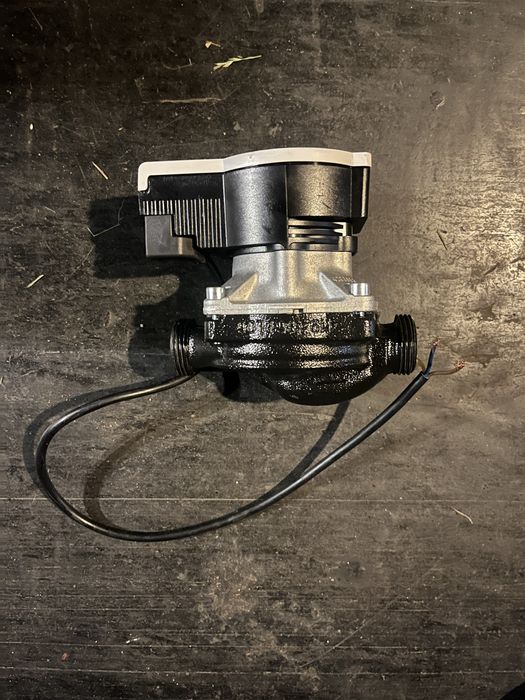 Nowa Pompa co wilo para 15/6-43/scu 130mm 1 cal centralnego ogrzewania z kablem