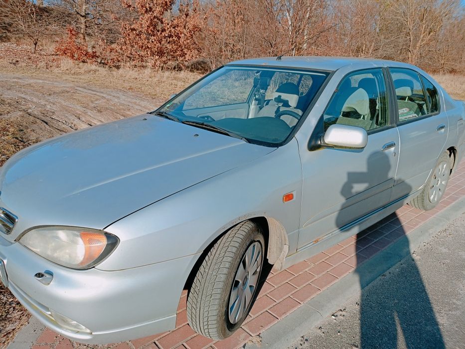 Nissan Primera P11