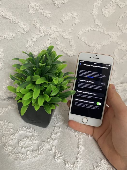 Продам IPhone 8 на 256гб.