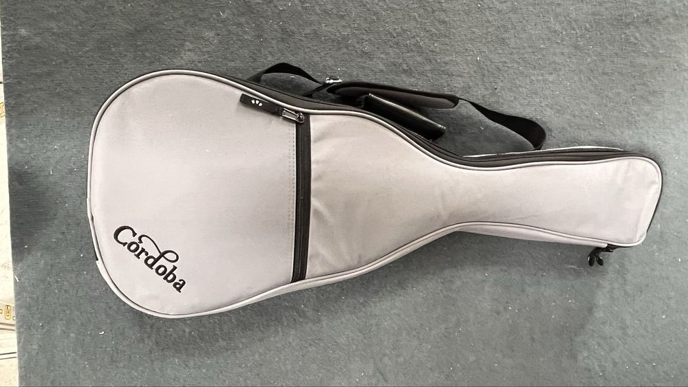 Cordoba mini Koa edição limitada