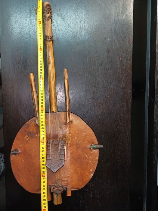Kora instrumento musical africano origem africana ocidental com 70cm