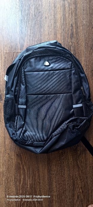 Plecak nowy biznesowy na laptopa,,mocny , wygodny, nieprzemakalny