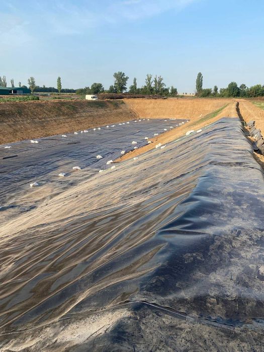 Будівництво:Лагуни,свинарники,ангари, корівники, майданчики для вигулу