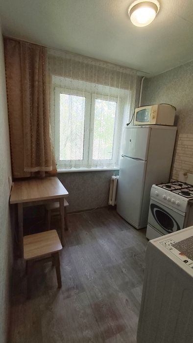 Оренда квартири Богдана Хмельницького, Пилипа Орлика, Поля
