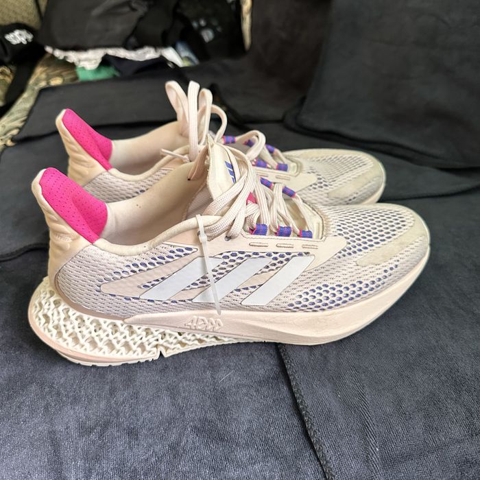 Кроссовки adidas 41-42