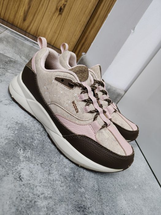 Sneakersy Woden 39