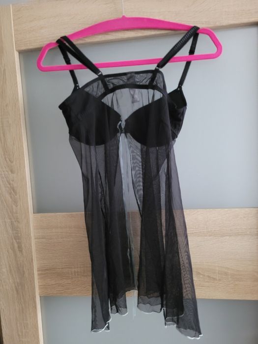 Koronkowa czarna przezroczysta   koszula nocna 80 B