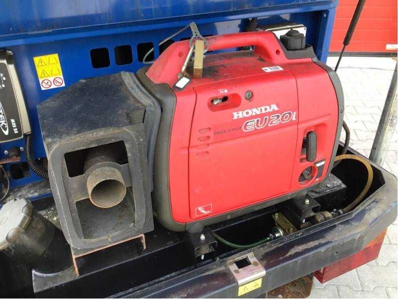 Reboque/atrelado marca GTF de 2000kg com documentos em ordem com iva