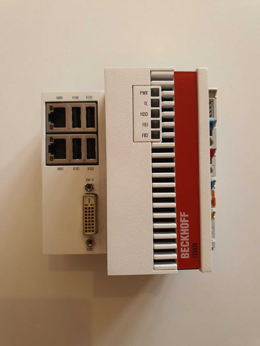 PLC PC BECKHOFF CX 5 0 2 0 - 0 1 2 5 / 1GB