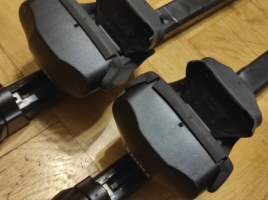 Bagażnik dachowy THULE, belki na relingi