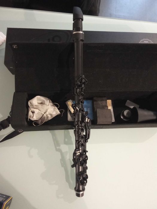 Clarineo -aprendizagem clarinete como novo