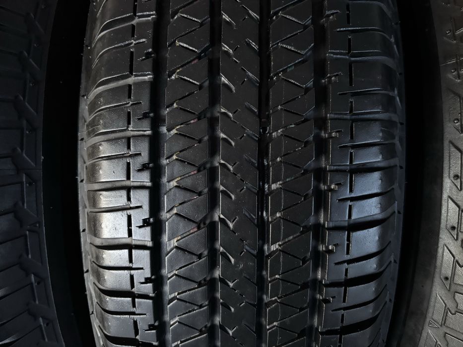 Комплект ВСЕСЕЗОНИХ шин 205/70R15 Bridgestone