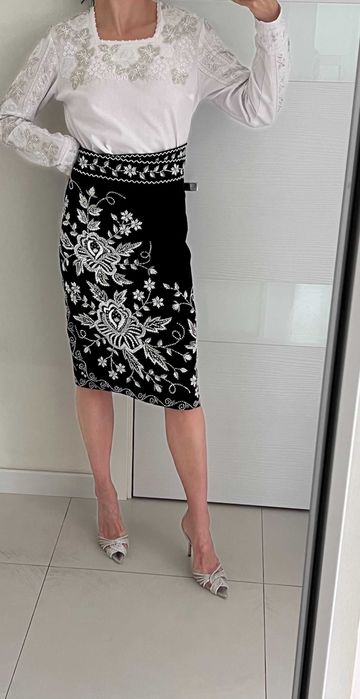 Вишиванка ( сукня) дизайнерська omelia ( ручна робота)