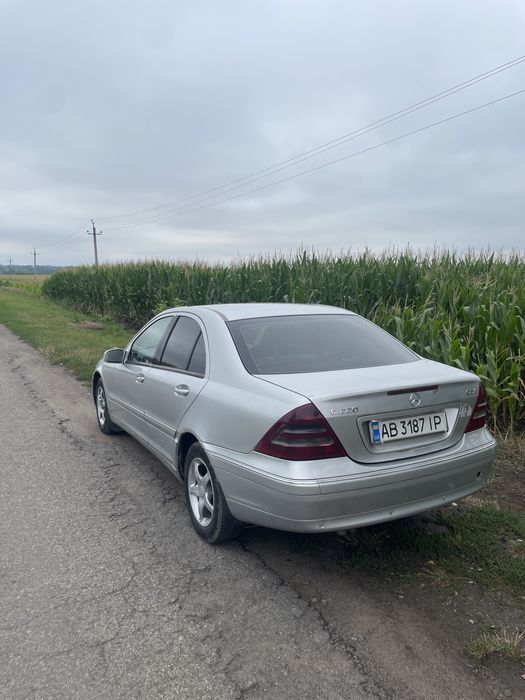 Mercedes-Benz C-Class 2000 VIN WDB2030061A040959 фото оголошення 2 з 8