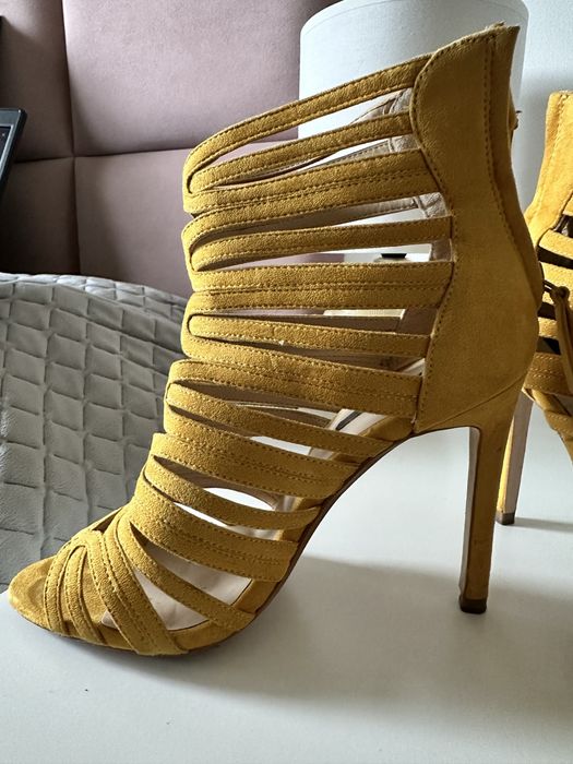 Buty Zara rozmiar 36 i 37