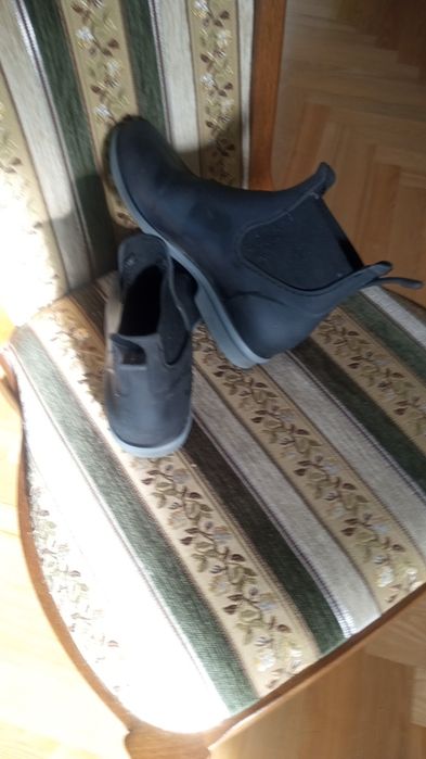 Bryczesy, kamizelka, buty do jazdy konno