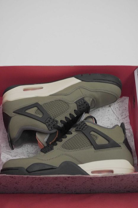 Air Jordan 4 Retro  Undefeated