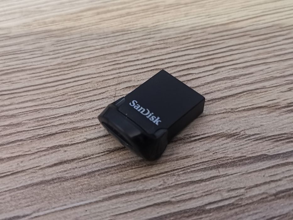 Pendrive 32GB mini SanDisk
