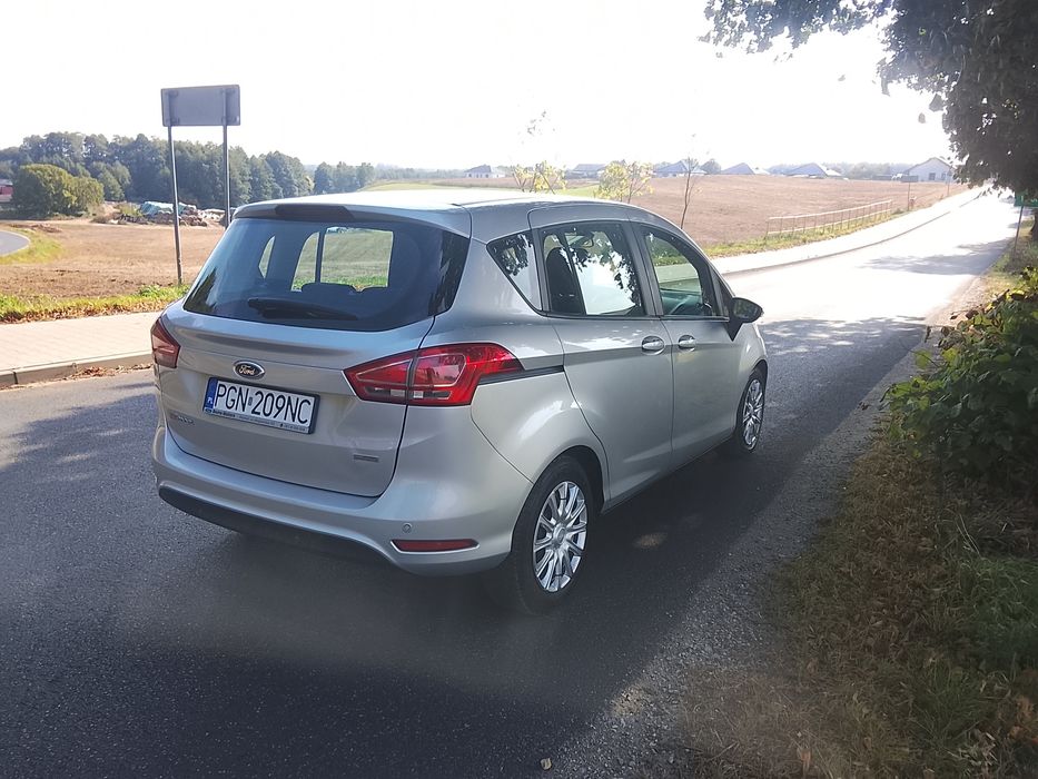 Sprzedam forda b-max