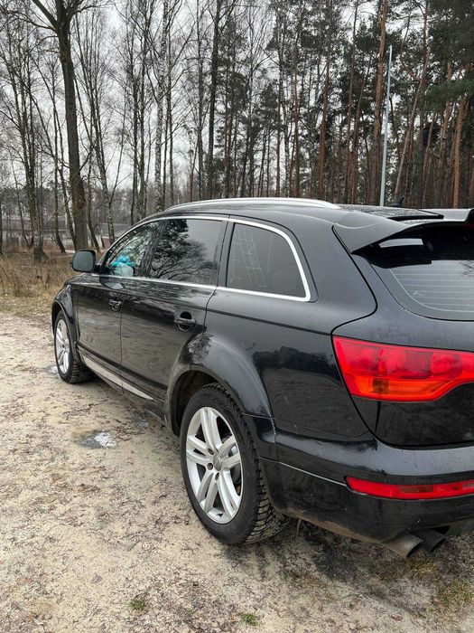 Продам Ауді Q7 в гарному стані!