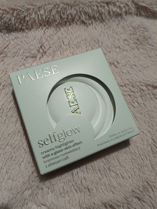 Paese SELFGLOW kremowy rozświetlacz z efektem tafli Golden Hour