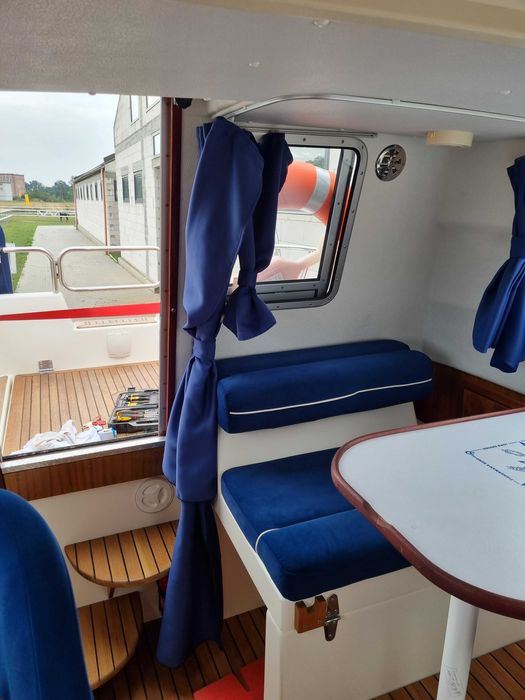 Łódz motorowa BELLA 655