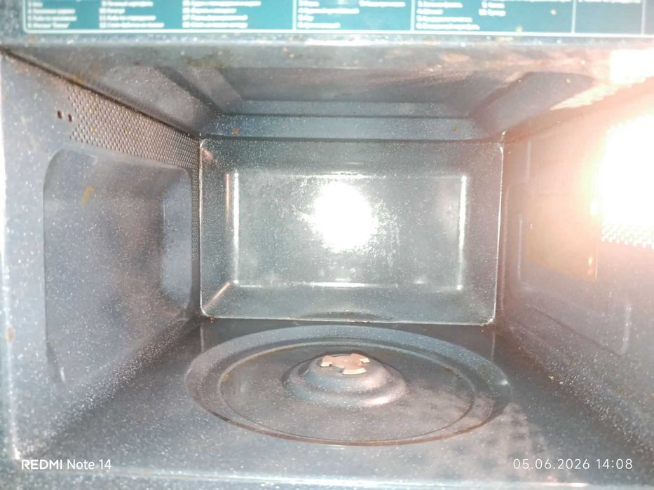 Микроволновая печь (СВЧ) Samsung ME83KRS-2/UA