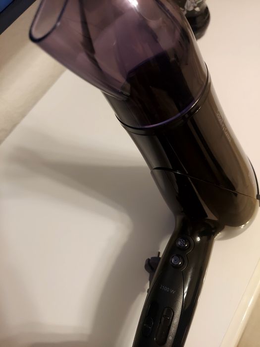 Продаю Фен philips