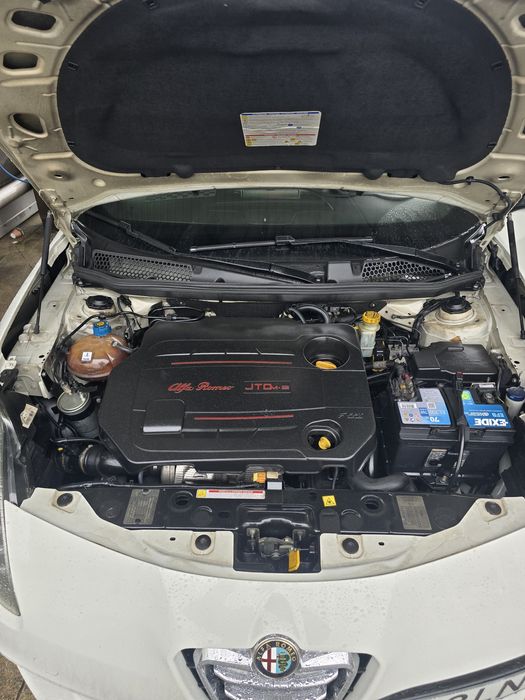 Alfa Romeo Giulietta 1.6 jtdm (diesel) 105cv Nacional