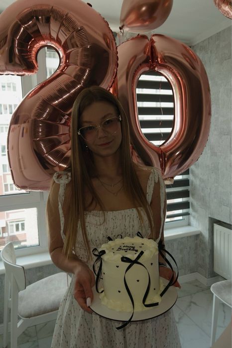 сукня cher 17 літня
